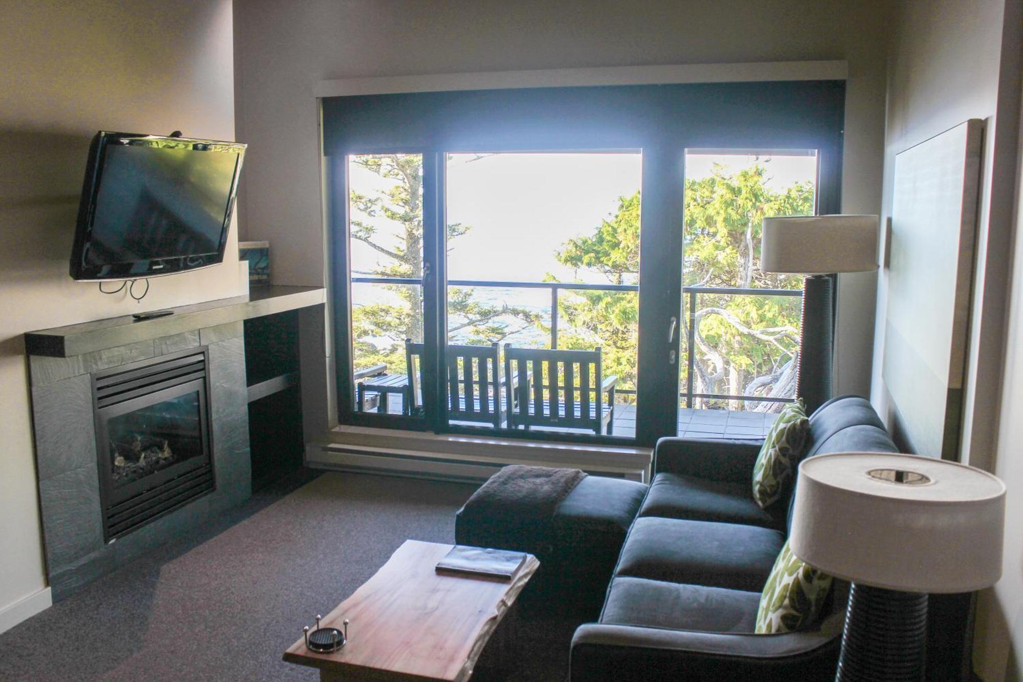 Black Rock Oceanfront Resort Ucluelet Chambre photo